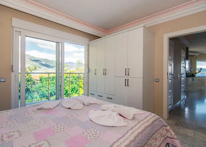 Lemon Villa Hotel (Adults Only)